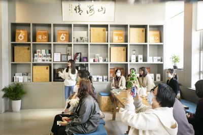 開業(yè)不到2年，閔行這家“咖啡共享工廠”憑什么紅？